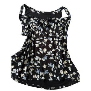 J. Jill Wearever Collection keyholes ties up front floral flowing hem blouse.